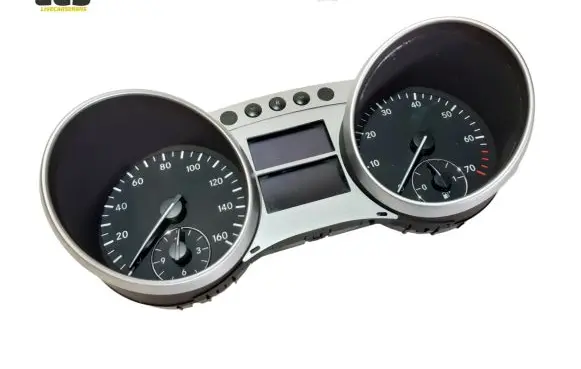 Mercedes-Benz R W251 Speedometer (instrument cluster) A2515400548 A2515402211 A2514420421