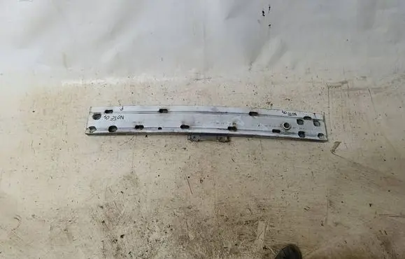 Nissan Note (E12) Front bumper cross member 620303VU0H