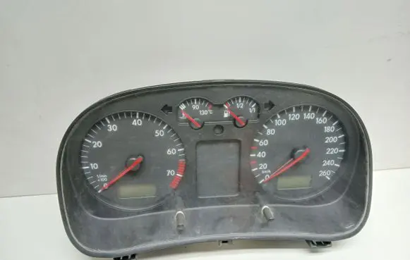 Volkswagen Golf IV Speedometer (instrument cluster) 0263618031 1J0920802B