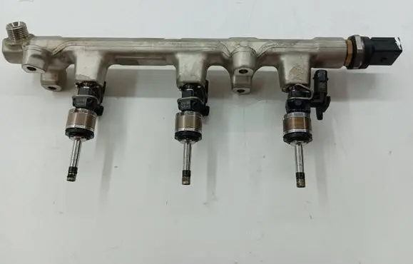 Seat Arona Fuel injectors set 0261500443 05C133320A