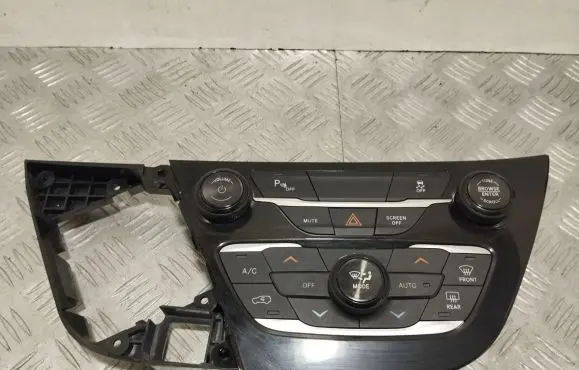 Chrysler Pacifica Climate control unit 6EV301X8AB