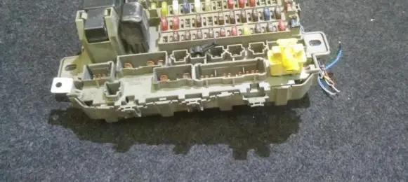 Honda Civic Fuse box set 38600s04g0 38600-s04-g0