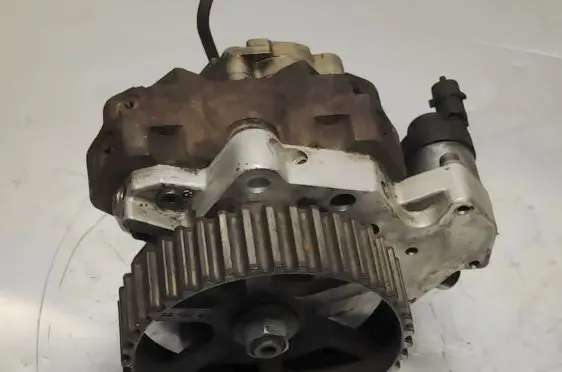 Renault Scenic II - Grand scenic II Fuel injection high pressure pump 0445010075