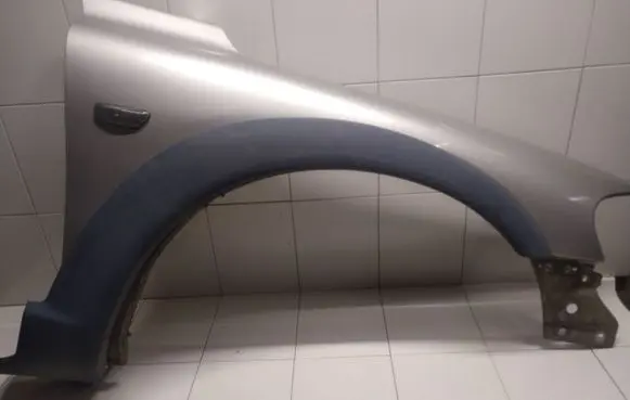 Volvo XC70 Fender