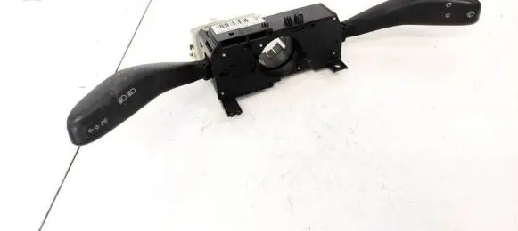 Volkswagen Polo IV 9N3 Wiper turn signal indicator stalk/switch 6Q0953503CE 5637511