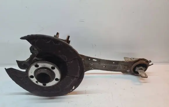 Volvo V70 Rear wheel hub spindle/knuckle 