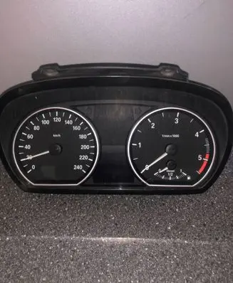 BMW 1 E81 E87 Speedometer (instrument cluster) 00805V70 987961J0LL