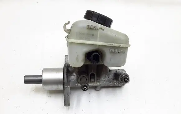 Opel Zafira A Master brake cylinder 32066734