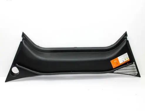 Tesla Model S Wiper trim 100632900D