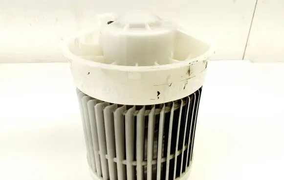 Nissan X-Trail T32 Heater fan/blower