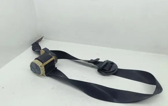 Renault Master II Front seatbelt 43594d RW19
