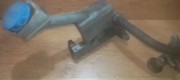 Nissan Primera Master brake cylinder