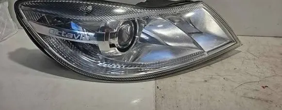Skoda Octavia Mk2 (1Z) Headlight/headlamp 7L6941329B 5DF00936815