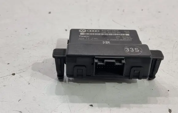 Volkswagen Golf V Gateway control module 1K0907530K