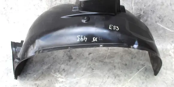 BMW X5 E53 Front arch 8402443 8151561