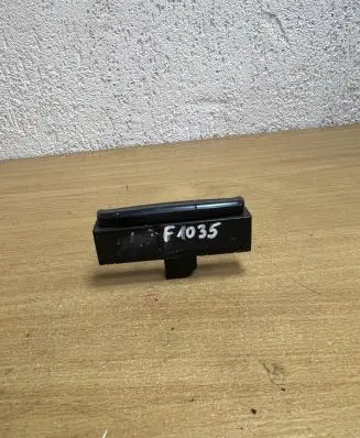 Audi A4 S4 B8 8K ESP (stability program) switch 8K0959673 F1035