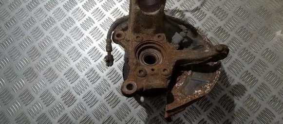 Volkswagen Jetta V Front wheel hub