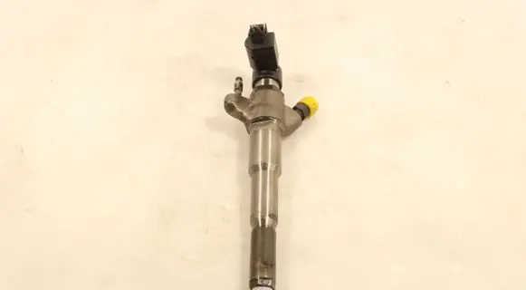Renault Master III Fuel injector 166000372R