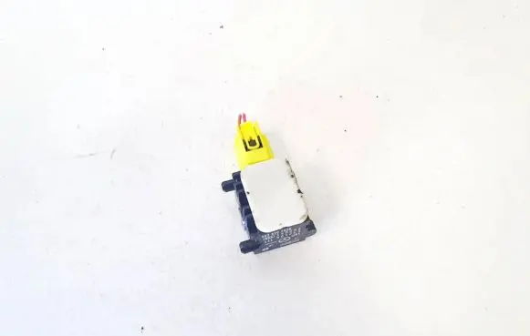Mercedes-Benz GL X164 Airbag deployment crash/impact sensor 0038202826 140208