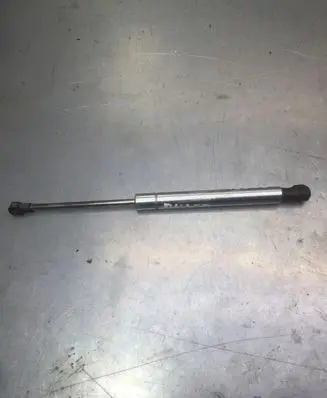 Volkswagen Phaeton Tailgate strut 3D5827550B