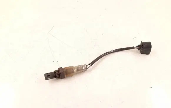 Mercedes-Benz C W204 Lambda probe sensor 0085426218 A0085426218