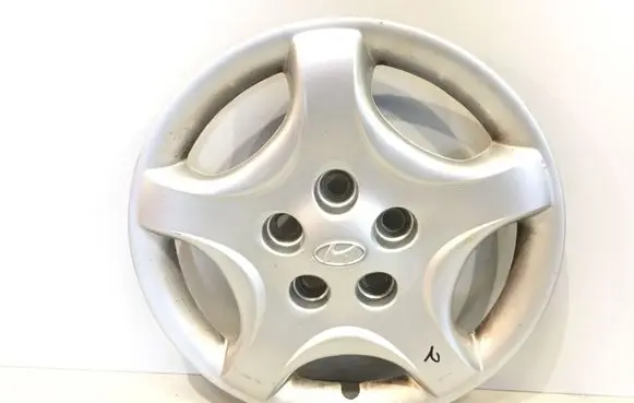 Hyundai Trajet R15 wheel hub/cap/trim 529603A010