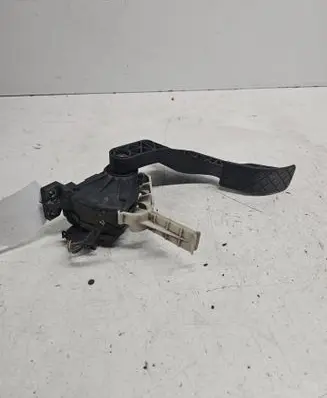 Volkswagen Golf IV Accelerator throttle pedal 1J1721503H