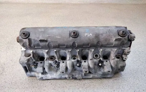Renault Scenic I Engine head 