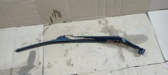 Chevrolet Camaro Front wiper blade arm 2571 8784