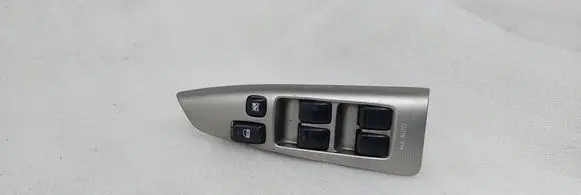 Toyota Corolla Verso E121 Electric window control switch 8404013080 514569