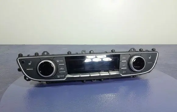 Audi Q7 4M Climate control unit 4M0820043AD