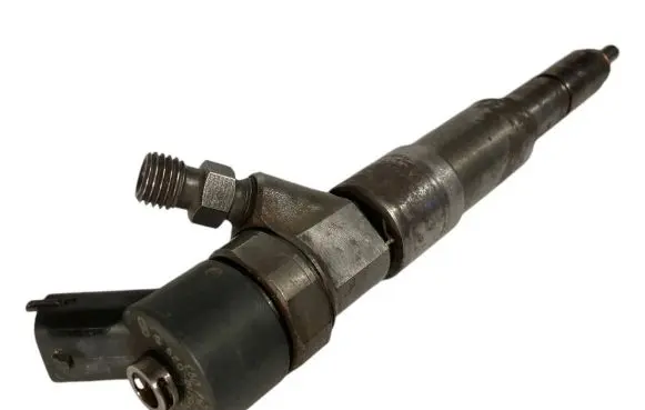 BMW 5 E39 Fuel injector 2354093
