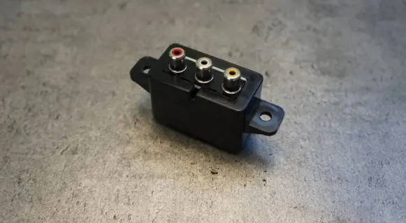 Infiniti FX AUX in-socket connector 