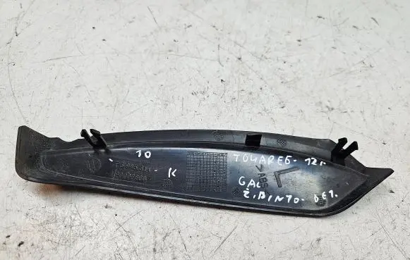 Tail light part
