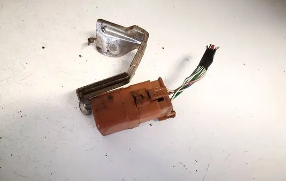Nissan Primera Other relay 2523079964