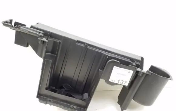 Mercedes-Benz E C207 W207 Other trunk/boot trim element A2078990314