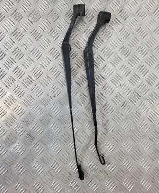 Fiat Fullback Front wiper blade arm