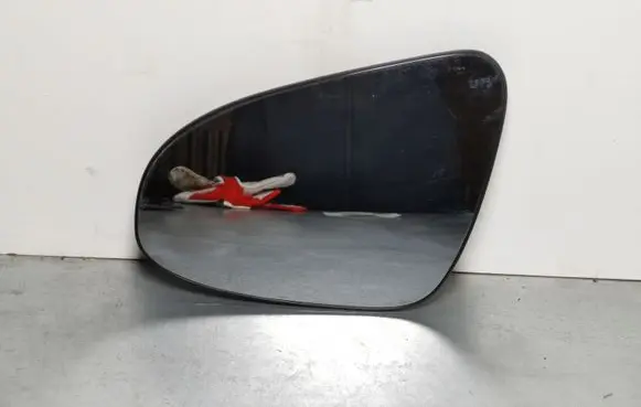 Toyota C-HR I Wing mirror glass 2122001004