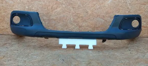 Front bumper lip