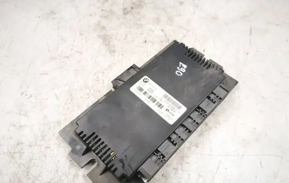 BMW 3 E90 E91 Light module LCM 9159811 9159826 0426068