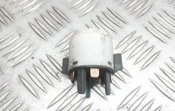 Audi A6 S6 C5 4B Ignition lock contact 4B0905849