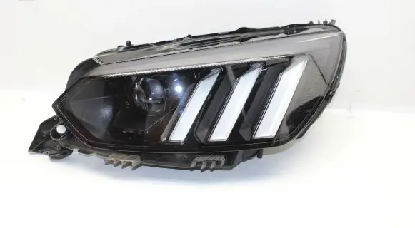 Peugeot 2008 II Headlight/headlamp 9841642280