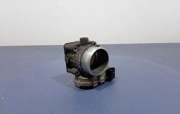 Audi A6 Allroad C5 Throttle body valve 06B133062M