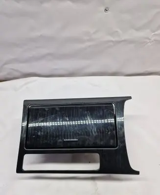 Cup holder front