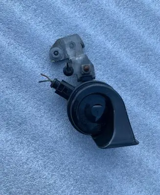 Volkswagen Caddy Horn signal 2K5951181 2K5951221A