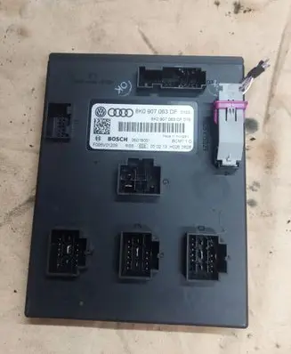 Audi A4 S4 B8 8K Comfort/convenience module 8K0907063DF 06016001