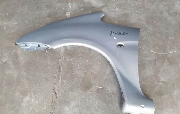 Citroen Xsara Picasso Fender