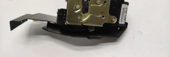 Ford Maverick Front door lock Yl8478219a65 5985507