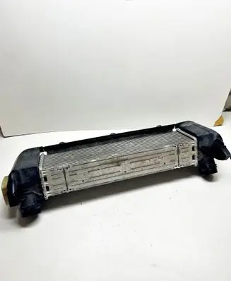 BMW 5 G30 G31 Intercooler radiator 8576509 22828110