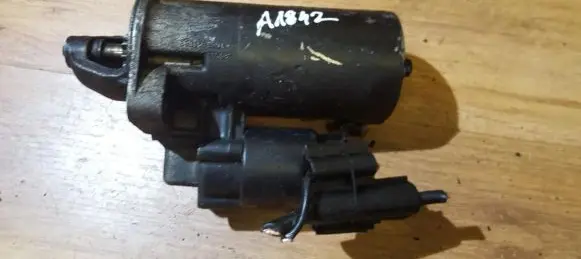 Ford Mondeo MK I Starter motor 1005821583